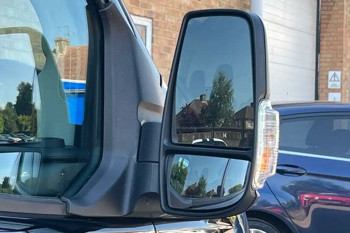 2022-ford-transit-e-350-l3h2-trend-184ps-big-25