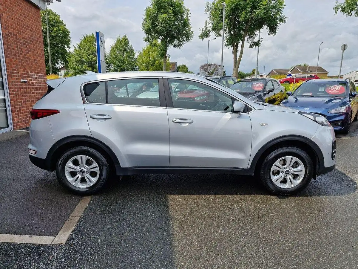 2016-kia-sportage-16-gdi-130bhp-big-2