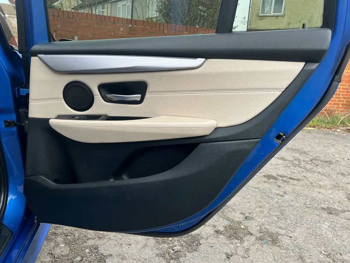 2019-bmw-2-series-20-220i-m-sport-189bhp-ss-gran-tourer-5d-dct-big-47