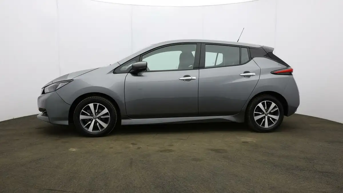 2021-nissan-leaf-e-acenta-big-68