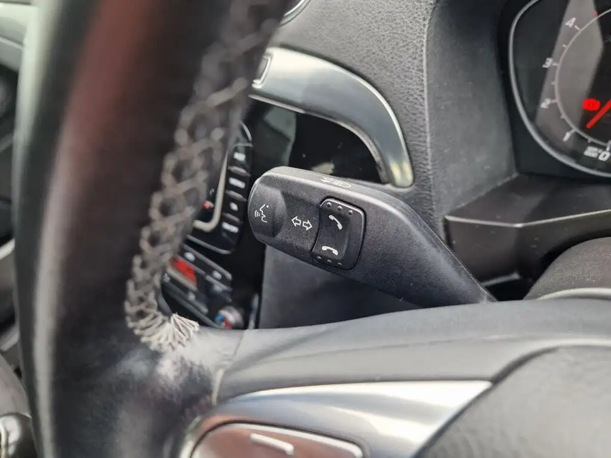 2014-ford-s-max-20td-titanium-140ps-big-17