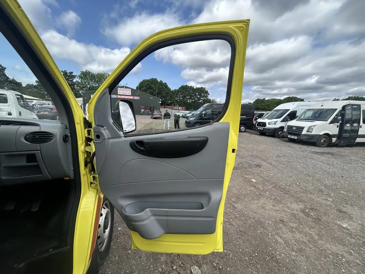 2009-ldv-maxus-25td-35t-lwb-25cdi-120ps-ex-high-roof-crew-van-3st-big-11