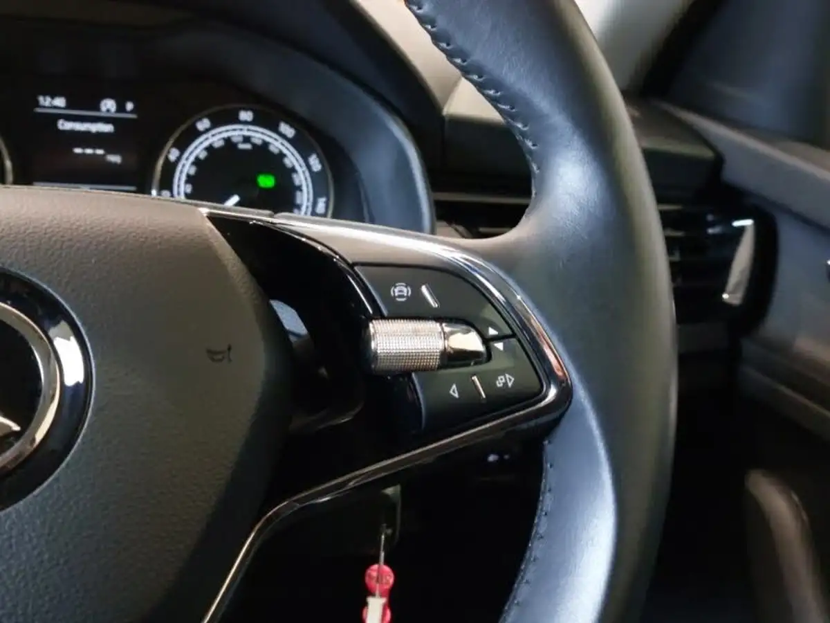 2022-skoda-kamiq-10-tsi-se-111ps-dsg-big-16