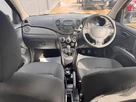 2012-hyundai-i10-12-active-small-11