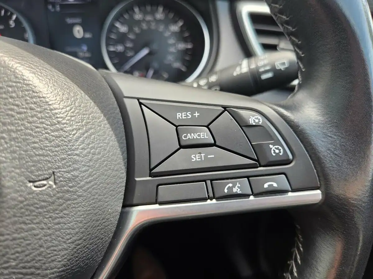 2018-nissan-qashqai-12-dig-t-tekna-big-46