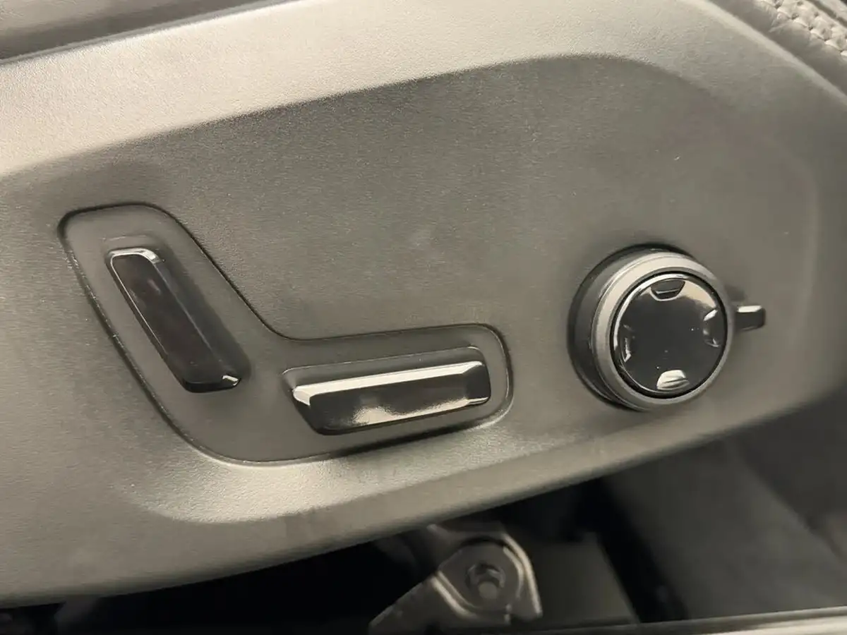 2020-volvo-xc90-20-b5-inscription-big-35