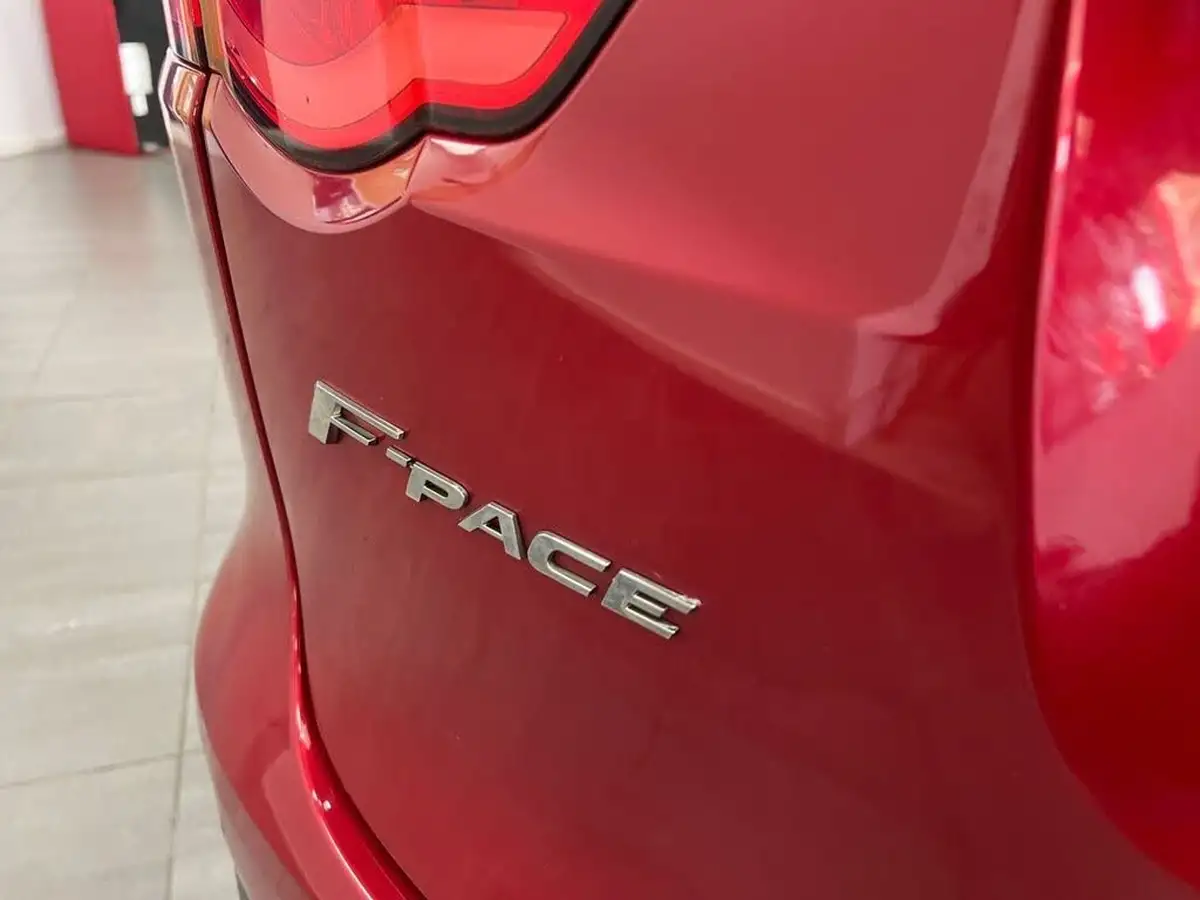 2016-jaguar-f-pace-20-i4d-prestige-awd-auto-big-43