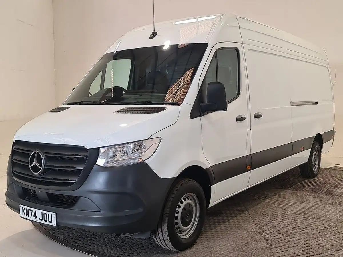 2024-mercedes-benz-sprinter-20cdi-315-l3h2-pro-eco-gear-big-8
