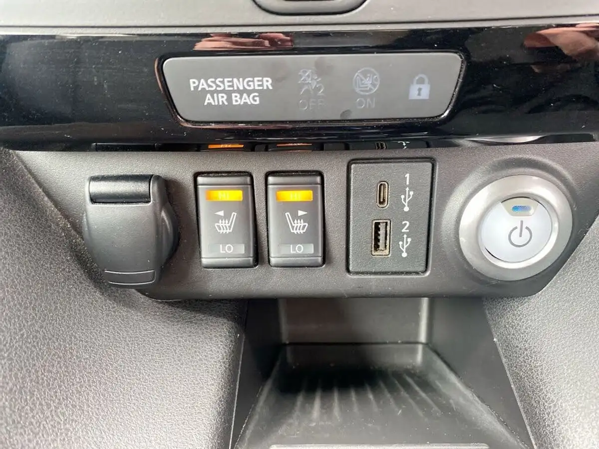 2021-nissan-leaf-e-e-n-connecta-big-20