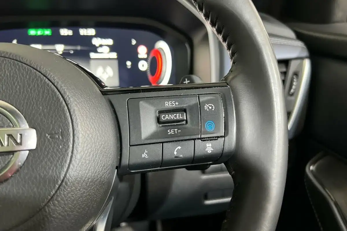 2022-nissan-qashqai-13-dig-t-tekna-158ps-xtronic-big-26