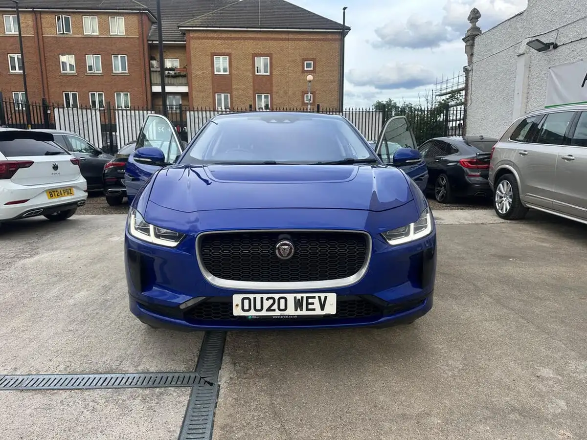 2019-jaguar-i-pace-ev400-se-big-3