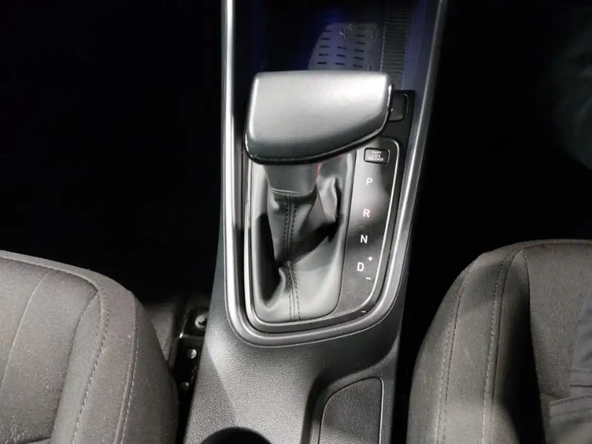2023-hyundai-bayon-10-t-gdi-premium-120ps-dct-big-14