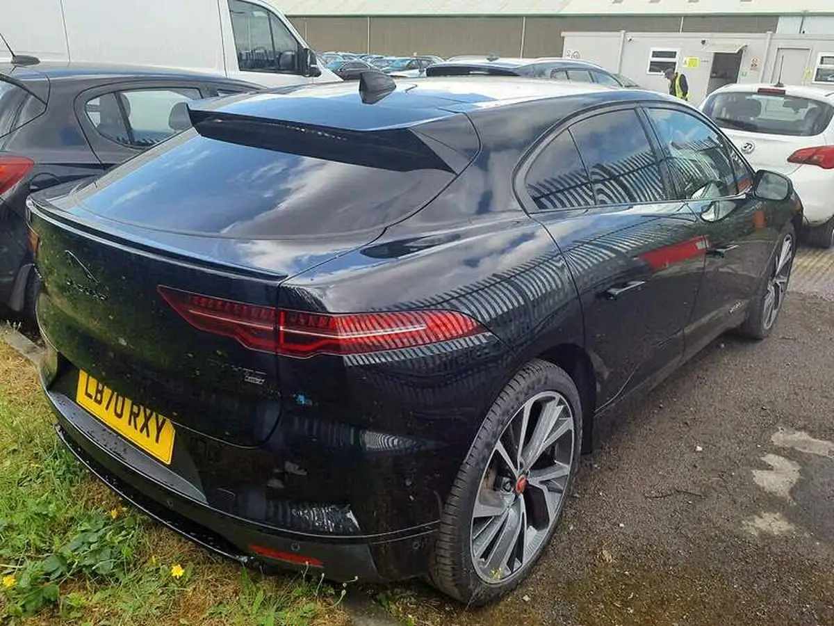 2020-jaguar-i-pace-ev400-hse-big-7
