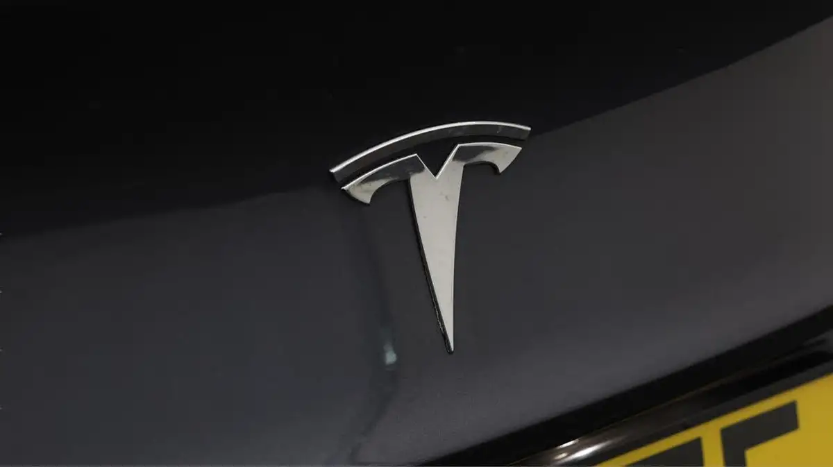 2021-tesla-model-3-e-long-range-awd-big-20