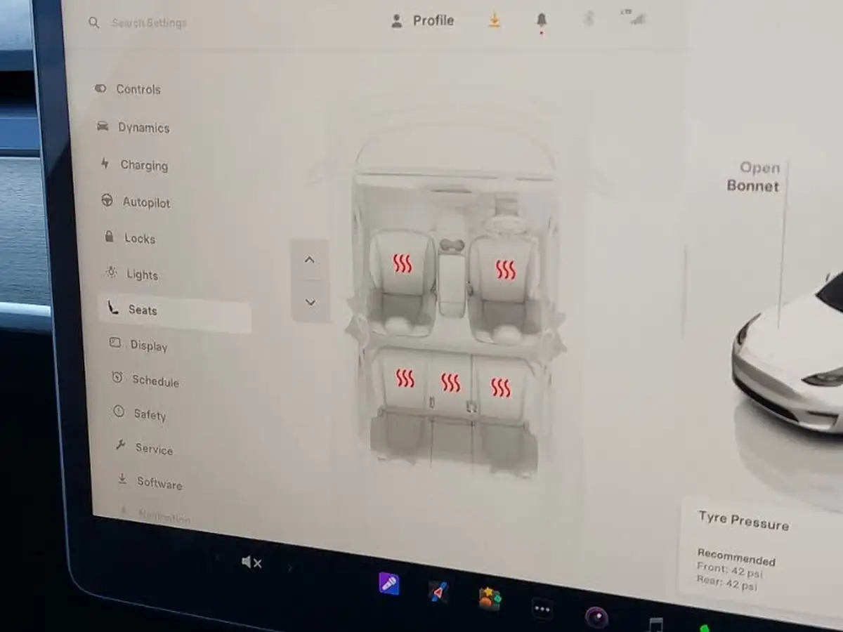 2023-tesla-model-y-e-performance-big-15