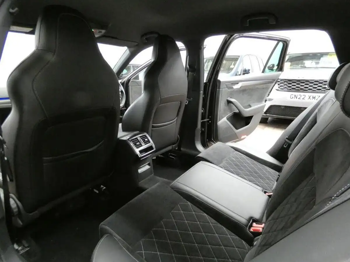 2021-skoda-superb-15-tsi-sportline-plus-estate-big-49