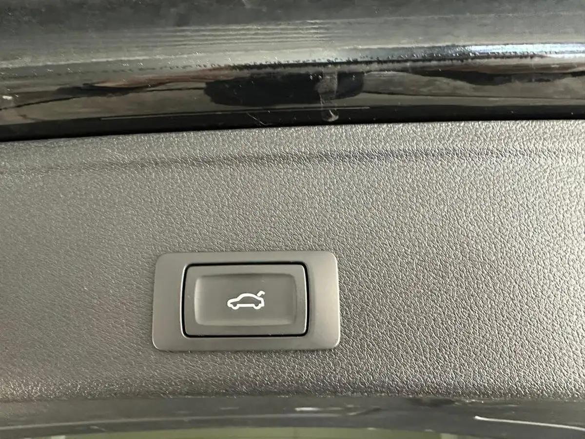 2022-audi-a4-avant-20-30-tdi-technik-big-23