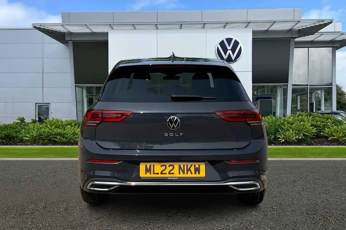 2022-volkswagen-golf-15-tsi-active-150ps-big-8