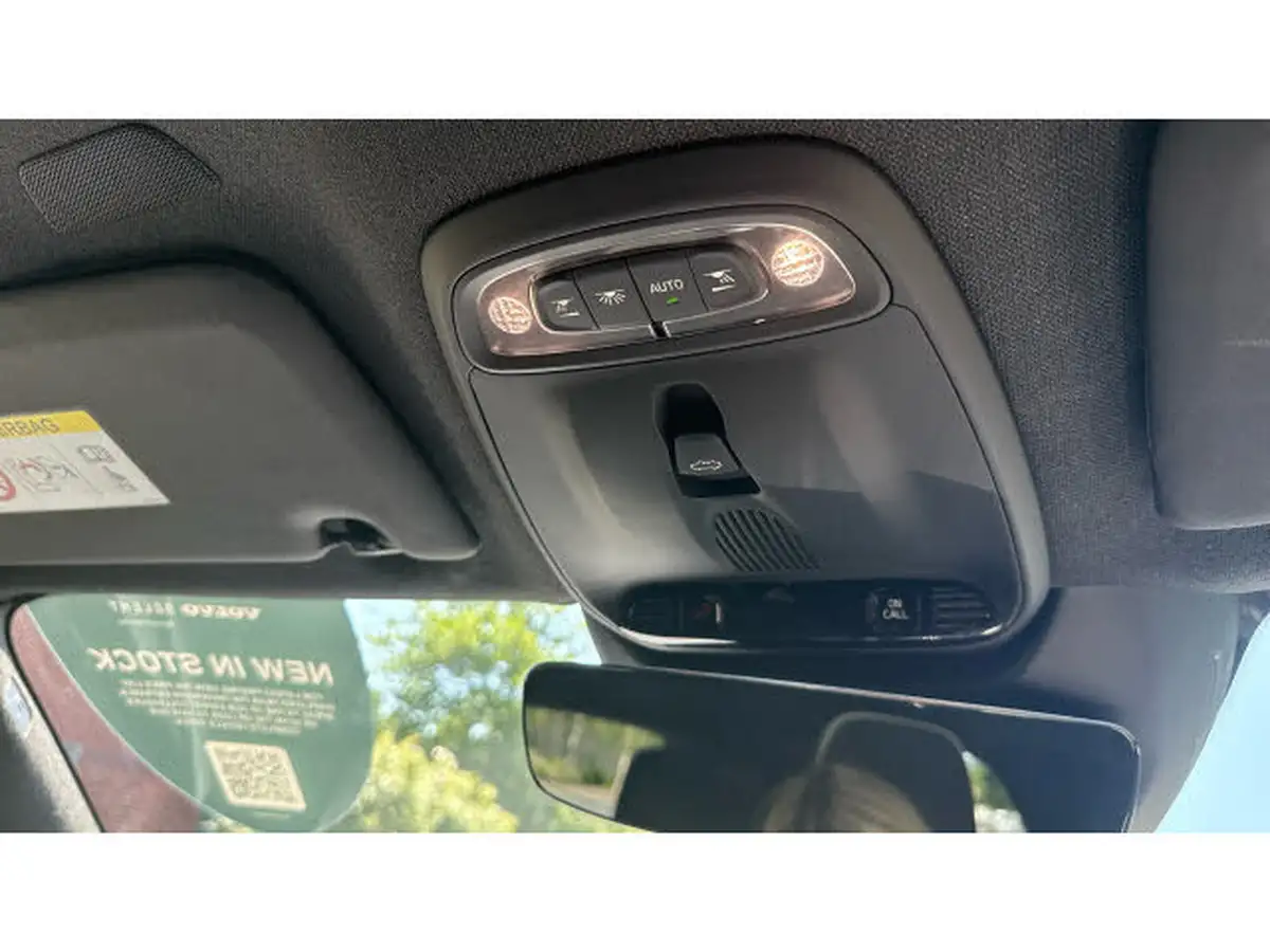 2018-volvo-xc40-20td-d4-first-edition-big-45