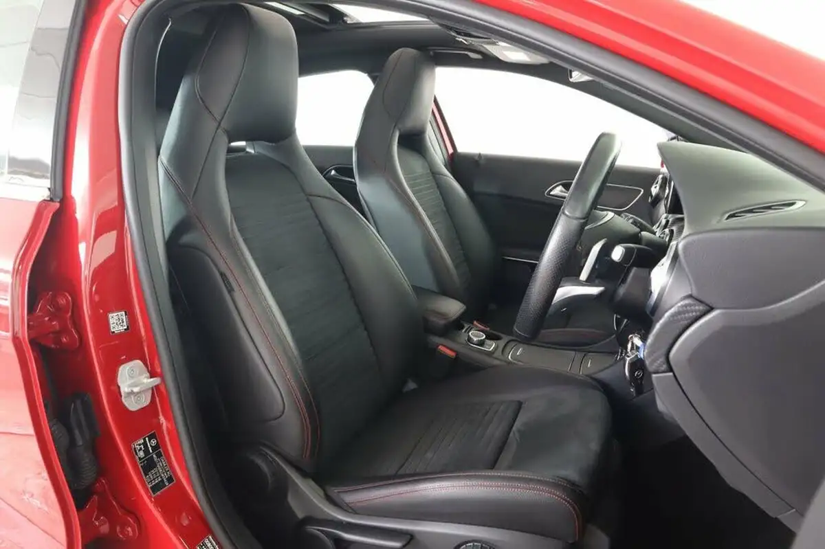 2016-mercedes-benz-a-class-21d-a200d-amg-line-136ps-premiumss-7g-dct-big-40