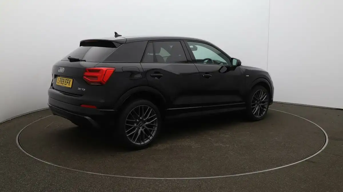 2019-audi-q2-16-30-tdi-black-edition-big-43