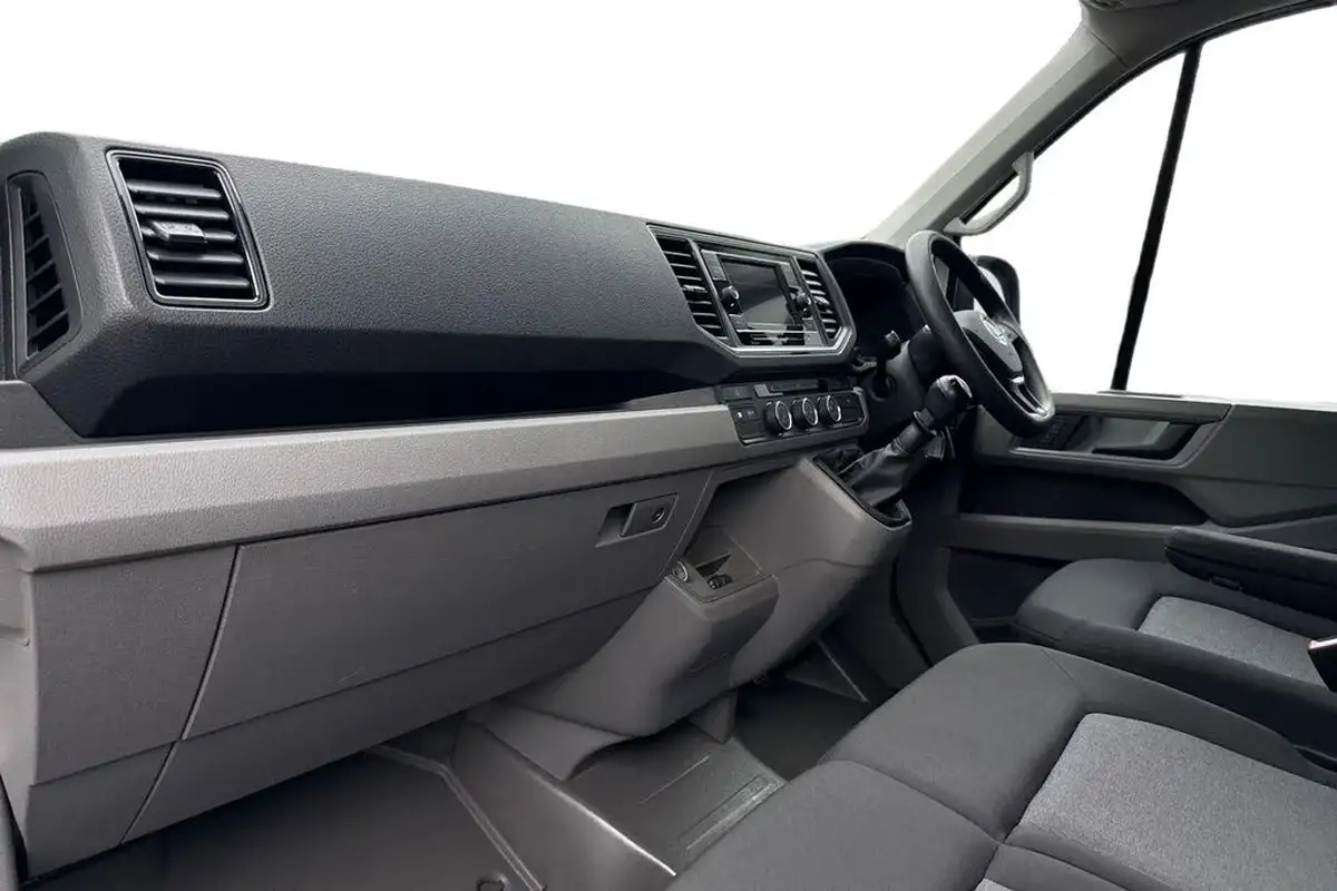 2024-volkswagen-crafter-big-7