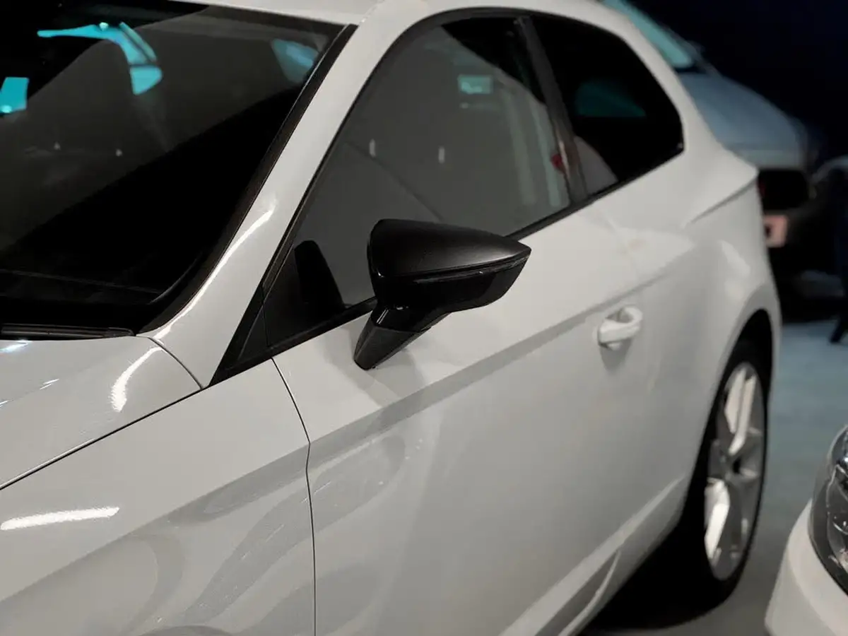 2013-seat-leon-14-fr-tech-pack-ss-sportcoupe-3d-big-30