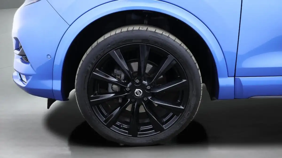 2020-nissan-qashqai-13-dig-t-n-tec-160ps-propilotglass-dct-big-18
