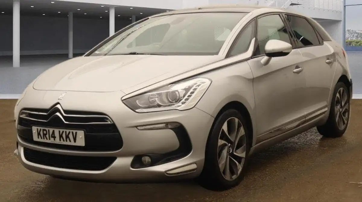 2014-citroen-ds5-20td-dstyle-auto-big-2