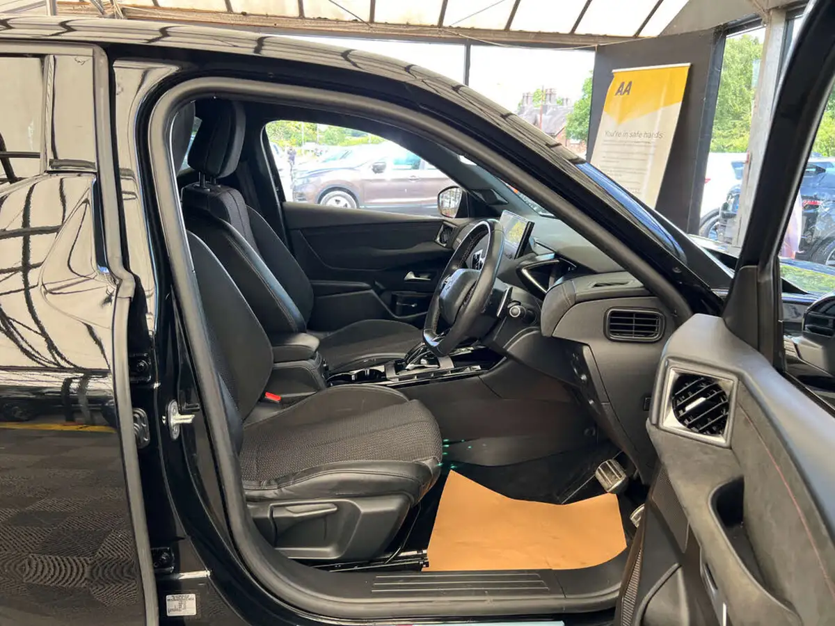 2022-ds-ds-3-crossback-12-puretech-performance-line-130ps-big-6
