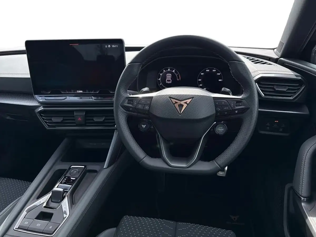 2024-cupra-leon-nf-20-tsi-vz3-300ps-hatchback-big-12