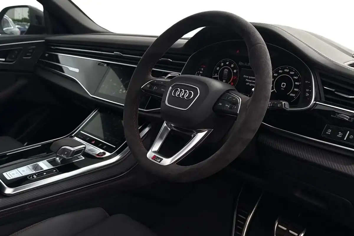 2025-audi-rs-q8-40-tfsi-carbon-vorsprung-big-12
