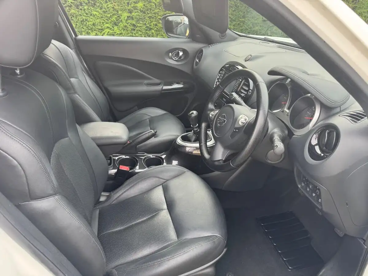 2017-nissan-juke-12-tekna-ss-big-16
