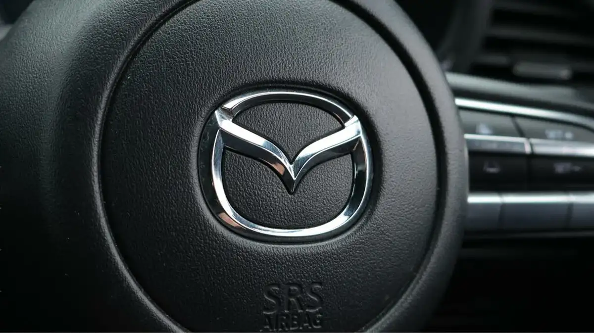 2022-mazda-mazda3-20-se-l-big-24