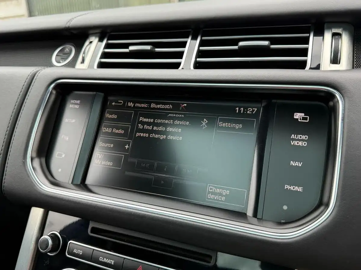 2015-land-rover-range-rover-44-sdv8-autobiography-44sd-v8-339bhp-ss-station-wagon-big-23