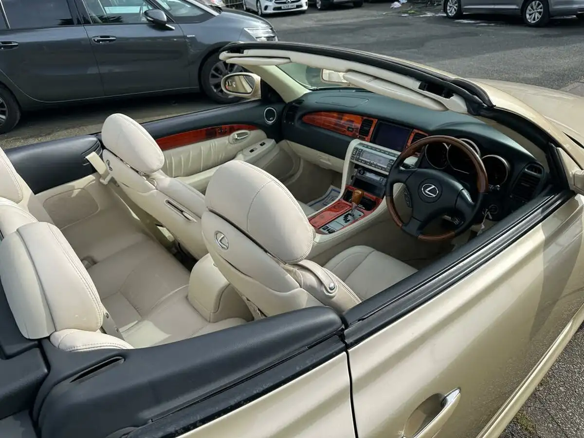 2007-lexus-sc-430-43-big-42