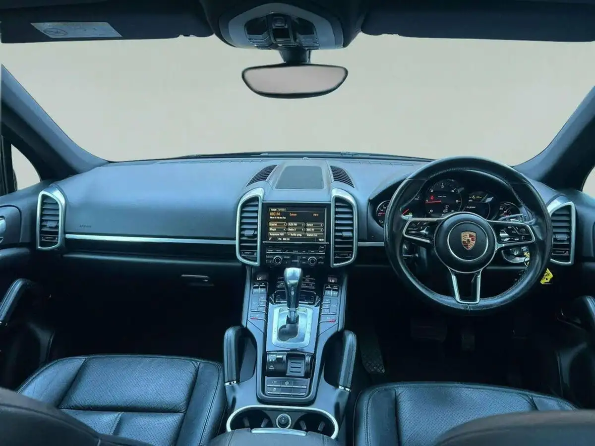 2014-porsche-cayenne-30td-big-15