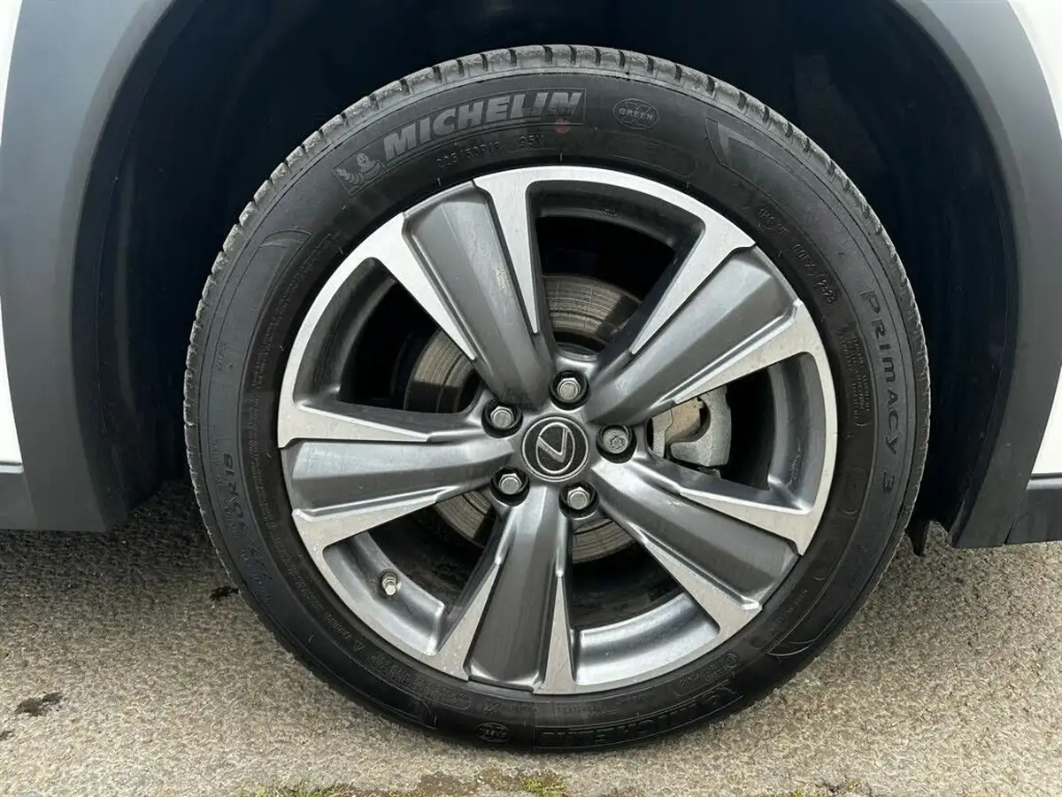 2024-lexus-ux-300e-e-ux-728kwhpremium-plus-pack18in-wheels-big-15
