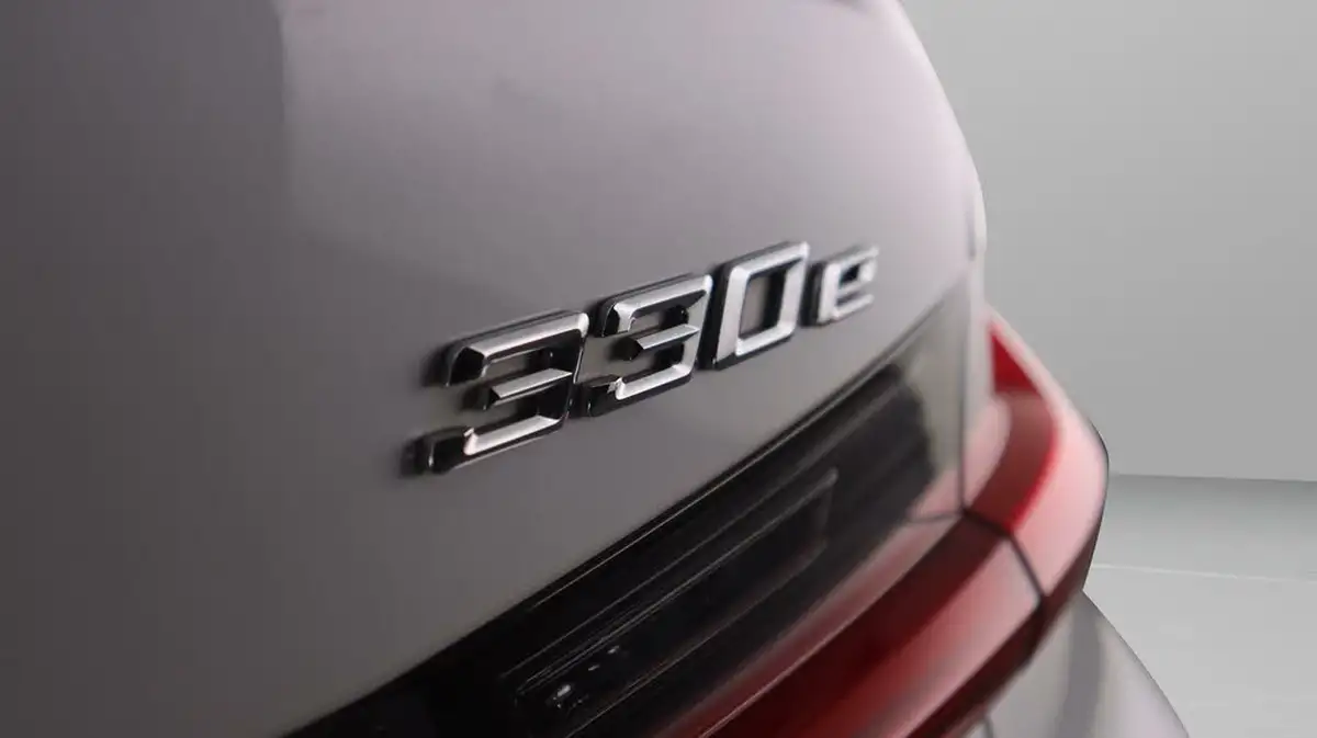 2022-bmw-3-series-20-330e-m-sport-pro-pack-saloon-4d-big-20