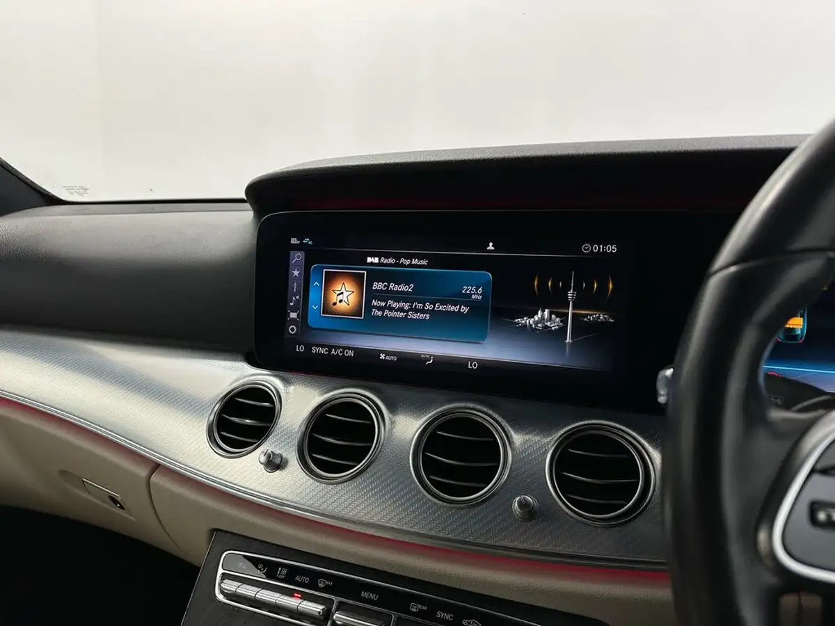 2019-mercedes-benz-e-class-20d-e220d-se-premium-saloon-4d-plus-big-22