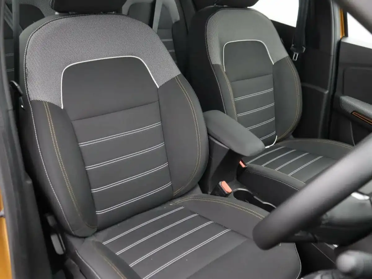 2023-dacia-sandero-stepway-10-tce-journey-90bhp-big-8