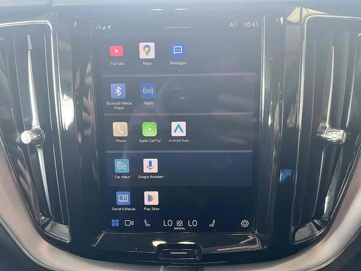 2021-volvo-xc60-20-b5-momentum-big-14