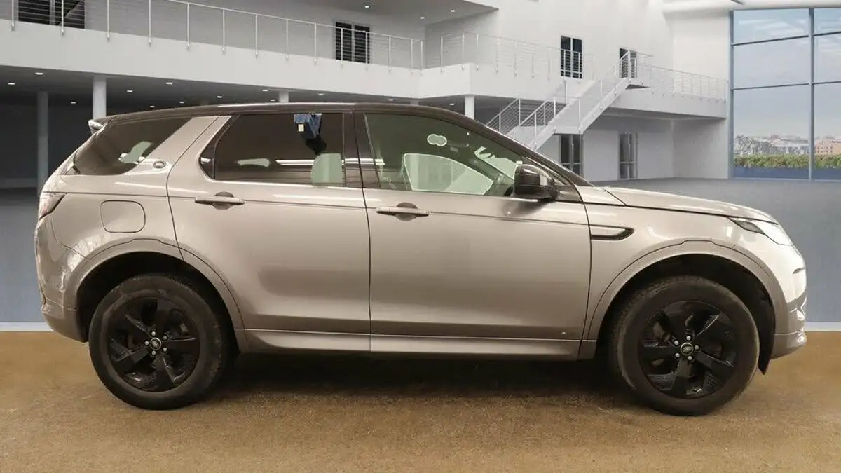 2020-land-rover-discovery-sport-20-d180-r-dynamic-s-big-5