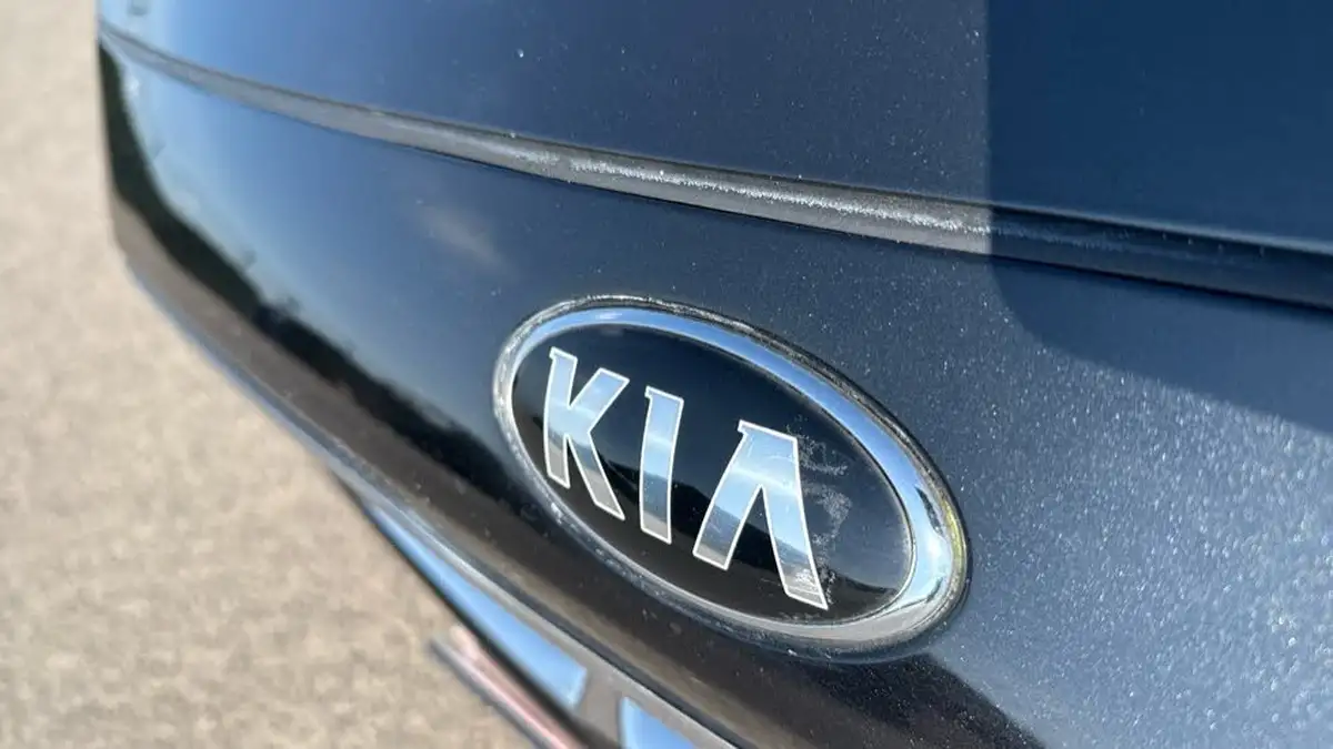 2019-kia-ceed-14-t-gdi-3-hatchback-big-13