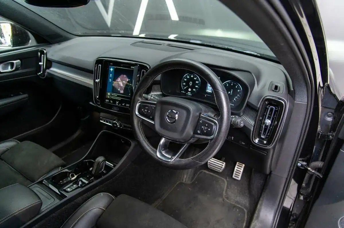 2021-volvo-xc40-15-t3-r-design-161bhp-auto-big-50