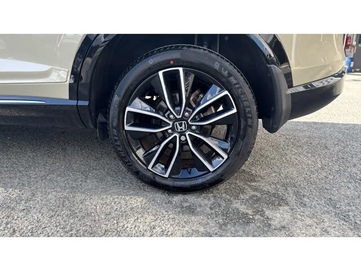2022-honda-hr-v-15-i-mmd-advance-big-17