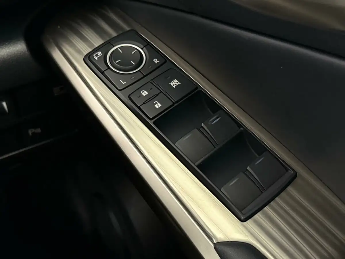 2018-lexus-is-300h-25-advance-lexus-navigation-big-24