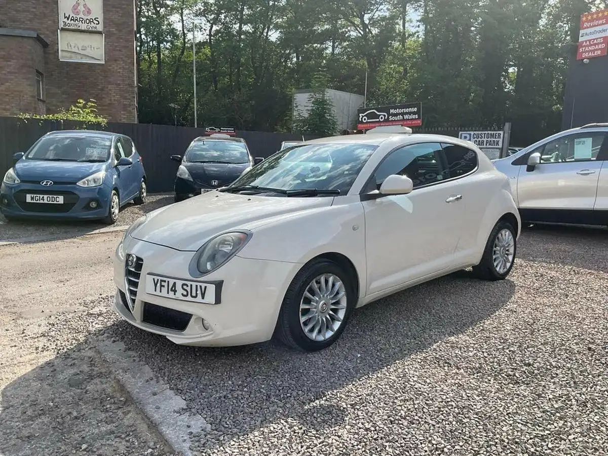 2014-alfa-romeo-mito-13jtdm-2-sprint-big-27