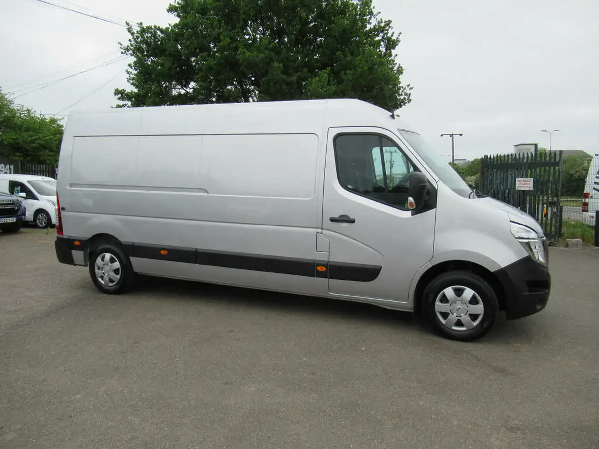 2023-nissan-interstar-23dci-f35-l3h2-tekna-150pseu6d-panel-van-big-15