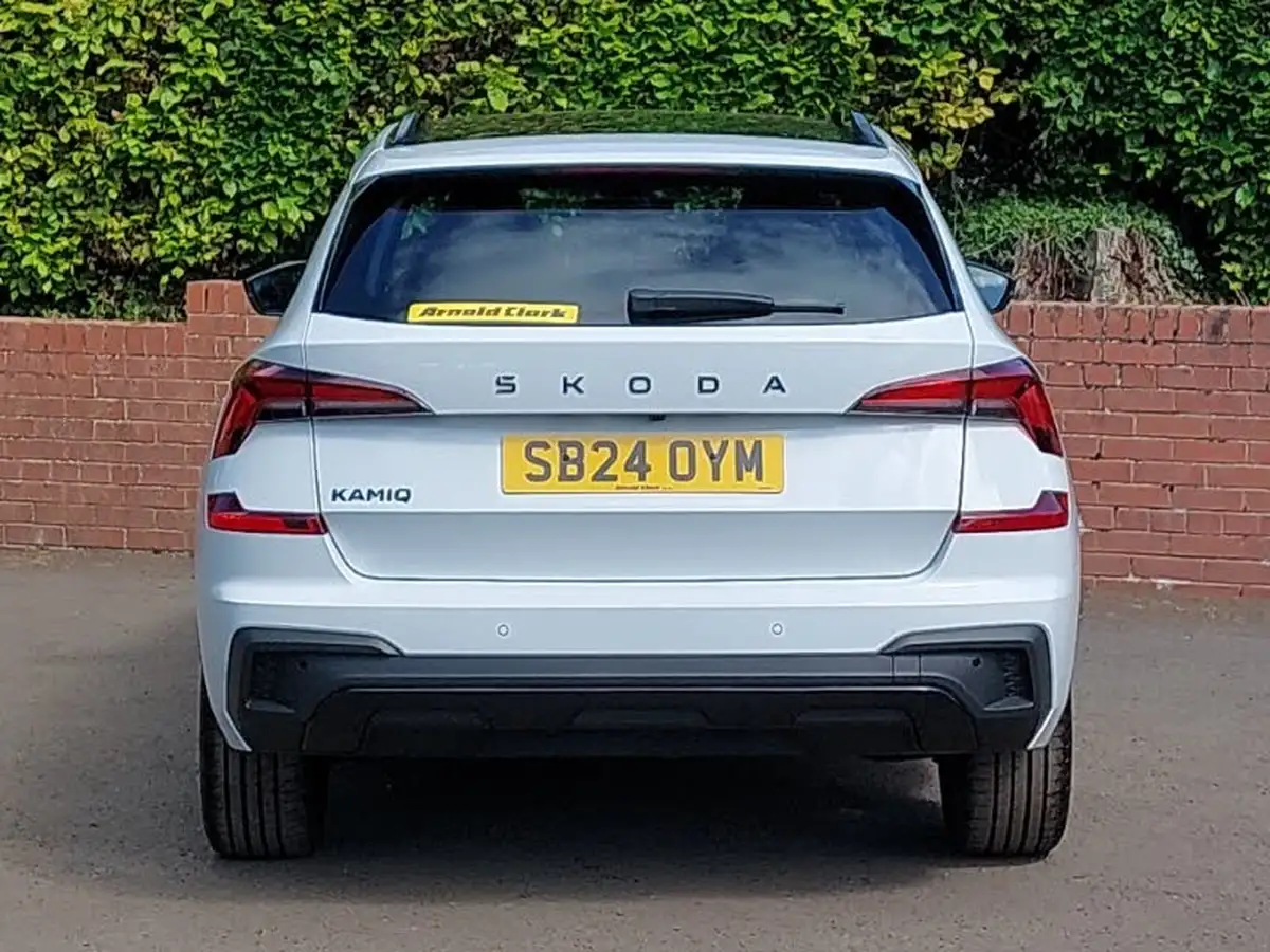 2024-skoda-kamiq-10-tsi-monte-carlo-116ps-big-16